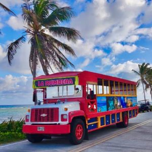 VUELTA A LA ISLA EN CHIVA